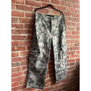 Abercrombie Camouflage Cargo Pants